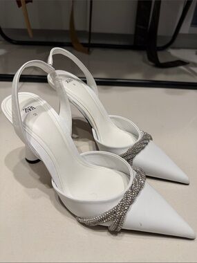 Zara White Pointed Slingback Heels with Crystal Braid